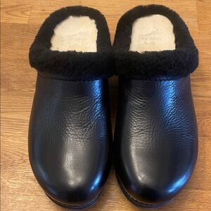 Dansko Black Leather Clogs with Fur Lining